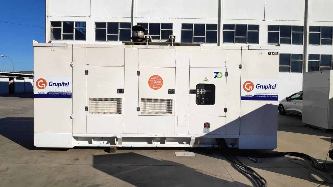 FG WILSON P650 / 650 kVA - Электрогенератор: фото 2 FG WILSON P650 / 650 kVA - Электрогенератор: фото 2
