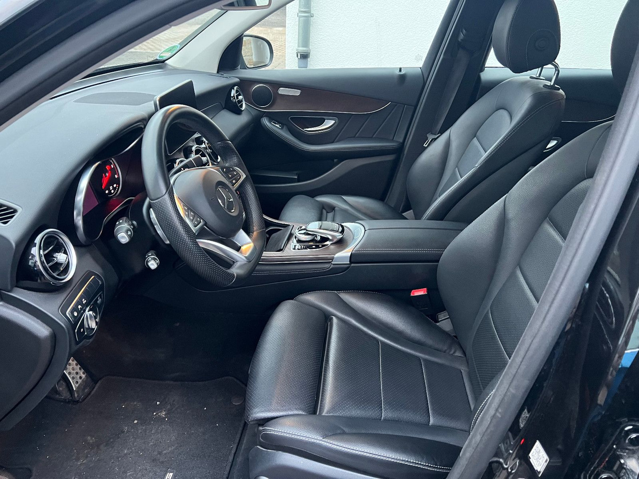 Mercedes-Benz GLC 250 GLC GLC 250 d 4Matic - Внедорожник: фото 3 Mercedes-Benz GLC 250 GLC GLC 250 d 4Matic - Внедорожник: фото 3