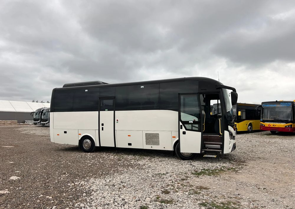 Isuzu Grand Toro - Другая техника: фото 4 Isuzu Grand Toro - Другая техника: фото 4