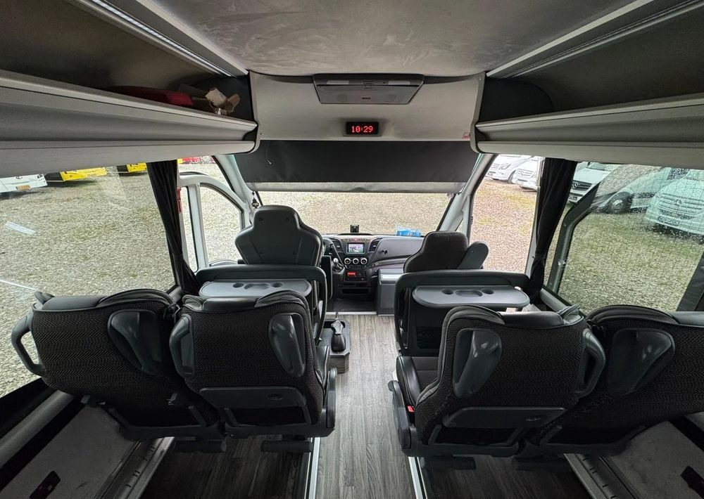 Микроавтобус, Пассажирский фургон Iveco Daily: фото 16
