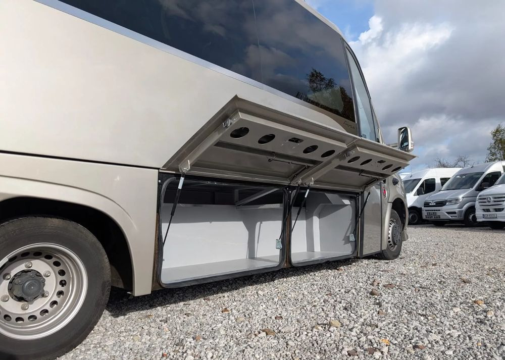 Mercedes-Benz Sprinter 519 - Микроавтобус, Пассажирский фургон: фото 4 Mercedes-Benz Sprinter 519 - Микроавтобус, Пассажирский фургон: фото 4