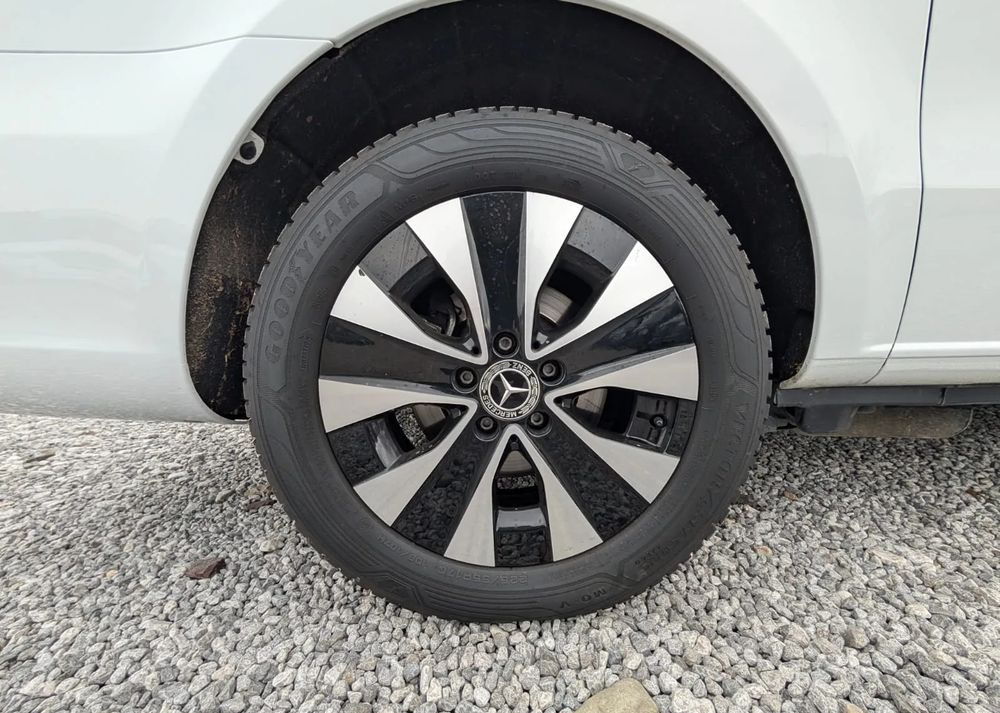 Mercedes-Benz Vito Tourer 114 - Микроавтобус, Пассажирский фургон: фото 4 Mercedes-Benz Vito Tourer 114 - Микроавтобус, Пассажирский фургон: фото 4