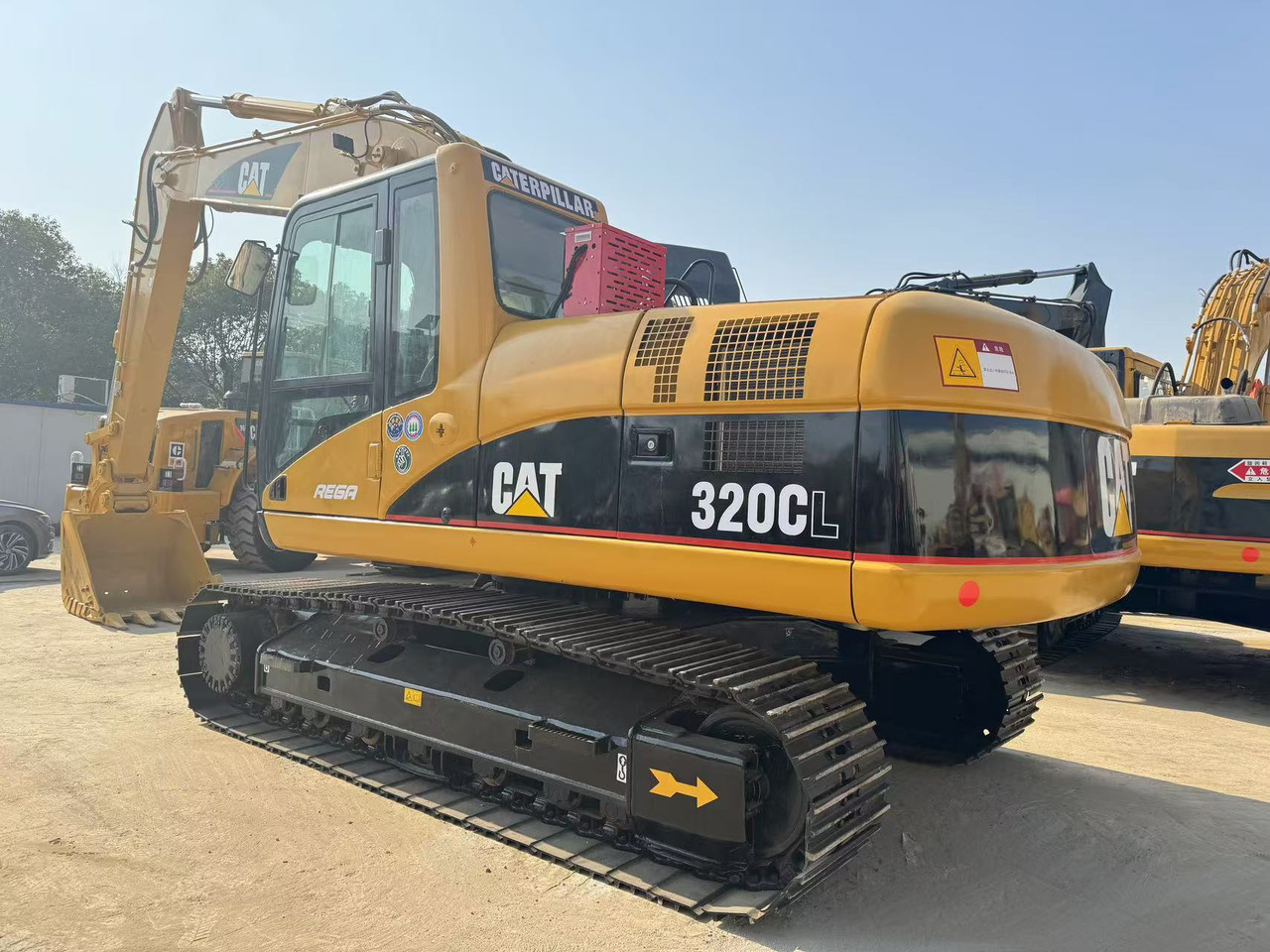 CAT 320CL - Гусеничный экскаватор: фото 3 CAT 320CL - Гусеничный экскаватор: фото 3