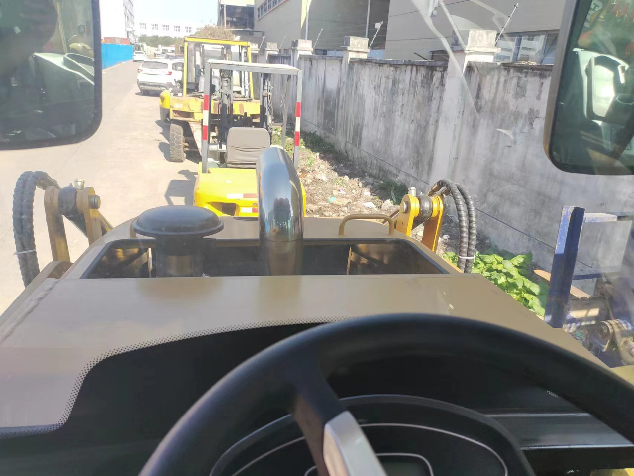 CATERPILLAR 420f - Экскаватор-погрузчик: фото 5 CATERPILLAR 420f - Экскаватор-погрузчик: фото 5