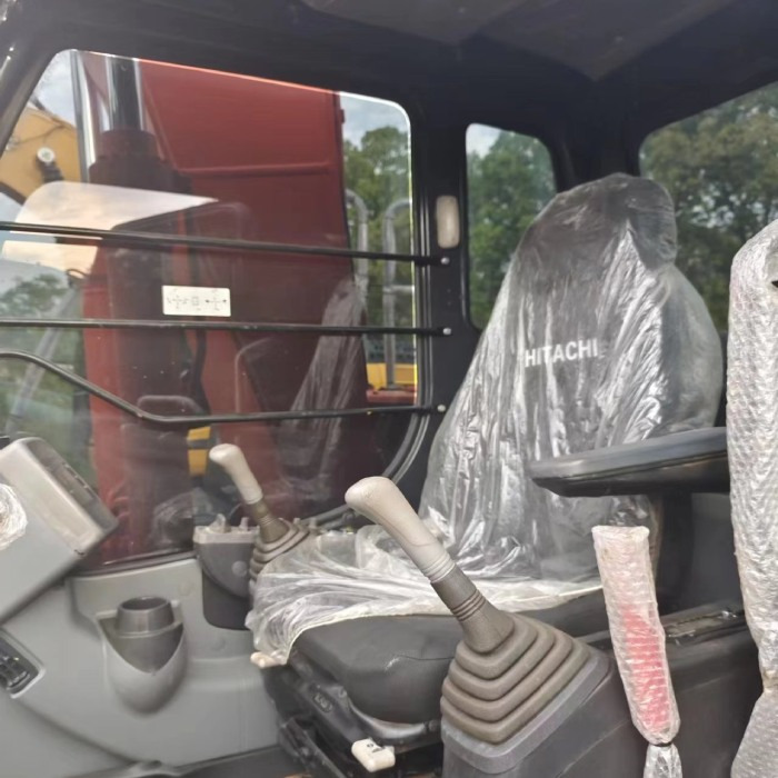 HITACHI zx120 - Гусеничный экскаватор: фото 5 HITACHI zx120 - Гусеничный экскаватор: фото 5