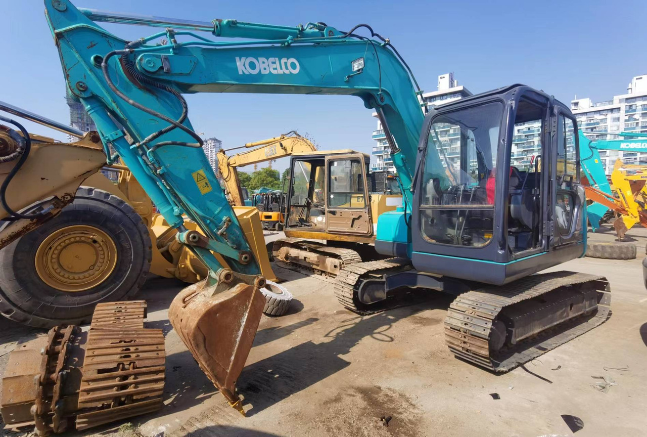 KOBELCO SK75 - Мини-экскаватор: фото 2 KOBELCO SK75 - Мини-экскаватор: фото 2