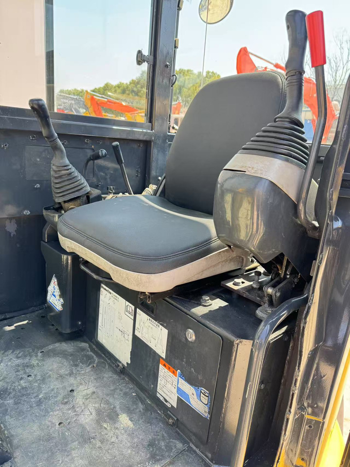 KOMATSU PC35MR - Мини-экскаватор: фото 3 KOMATSU PC35MR - Мини-экскаватор: фото 3