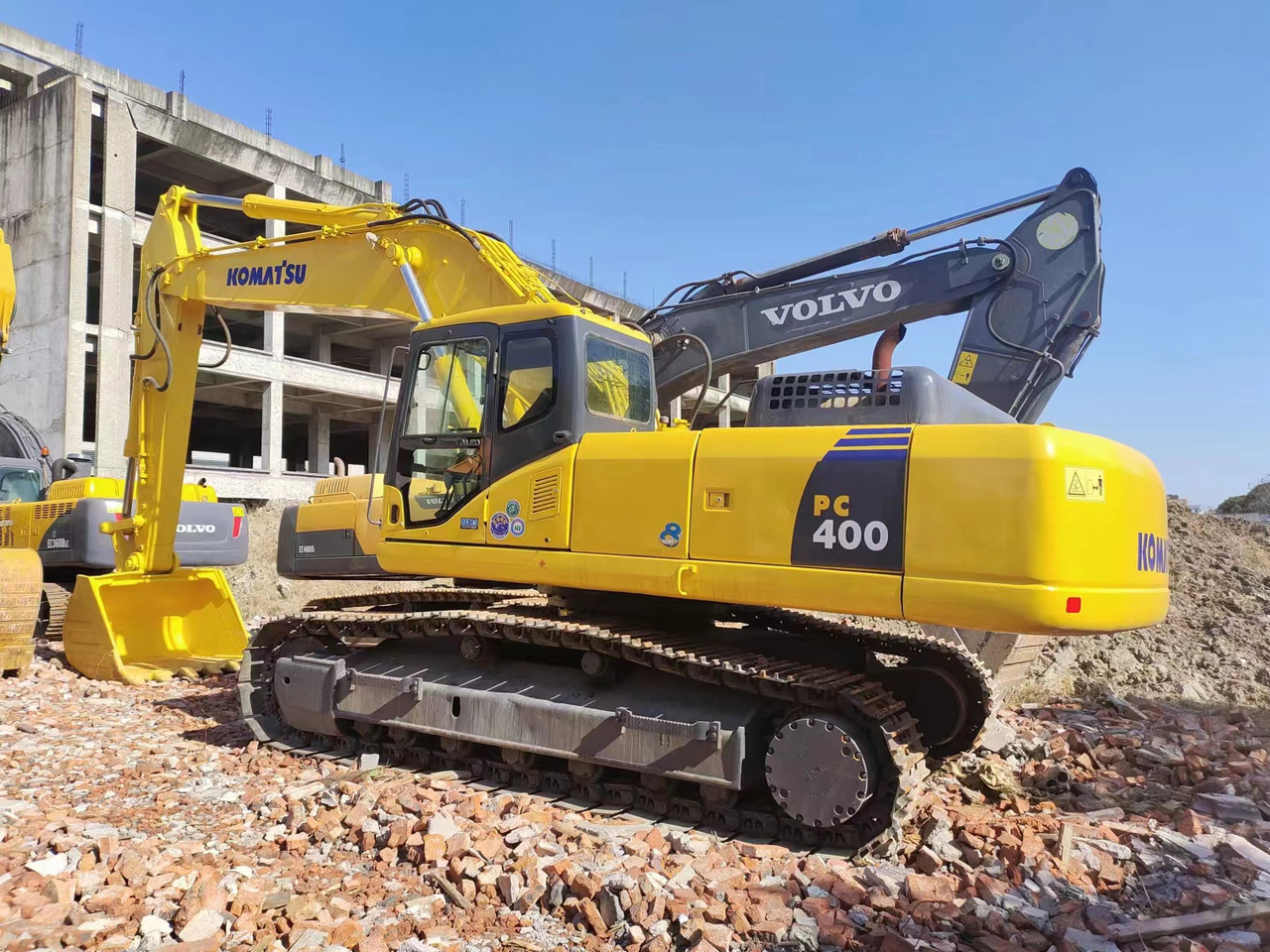 KOMATSU PC400-7 PC400 - Гусеничный экскаватор: фото 1 KOMATSU PC400-7 PC400 - Гусеничный экскаватор: фото 1