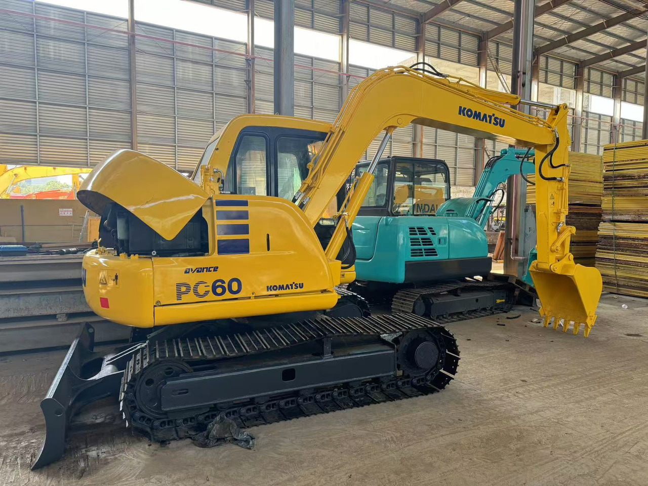 KOMATSU PC60-7 - Мини-экскаватор: фото 3 KOMATSU PC60-7 - Мини-экскаватор: фото 3