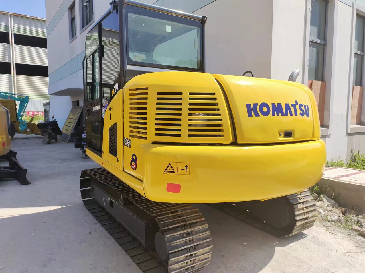 KOMATSU PC70-8 - Мини-экскаватор: фото 1 KOMATSU PC70-8 - Мини-экскаватор: фото 1