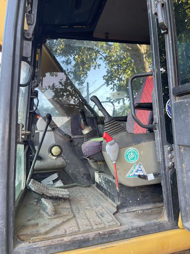 KOMATSU pc70-8 - Мини-экскаватор: фото 4 KOMATSU pc70-8 - Мини-экскаватор: фото 4