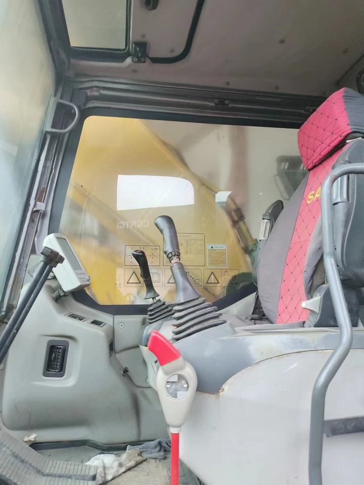 SANY SY215C-9 - Гусеничный экскаватор: фото 3 SANY SY215C-9 - Гусеничный экскаватор: фото 3