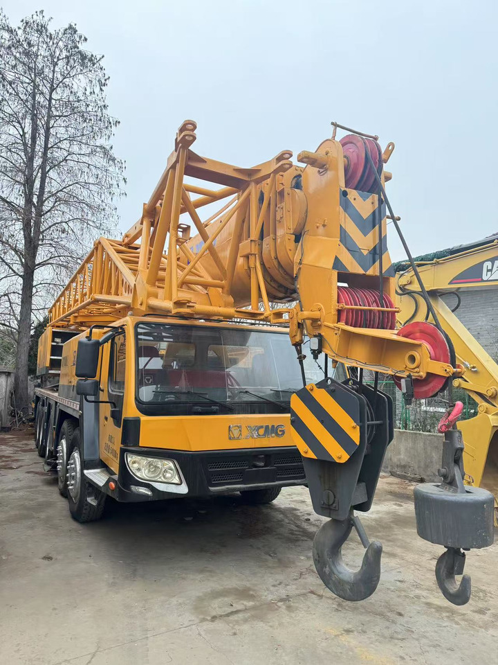 XCMG QY100K - Мобильный кран: фото 1 XCMG QY100K - Мобильный кран: фото 1