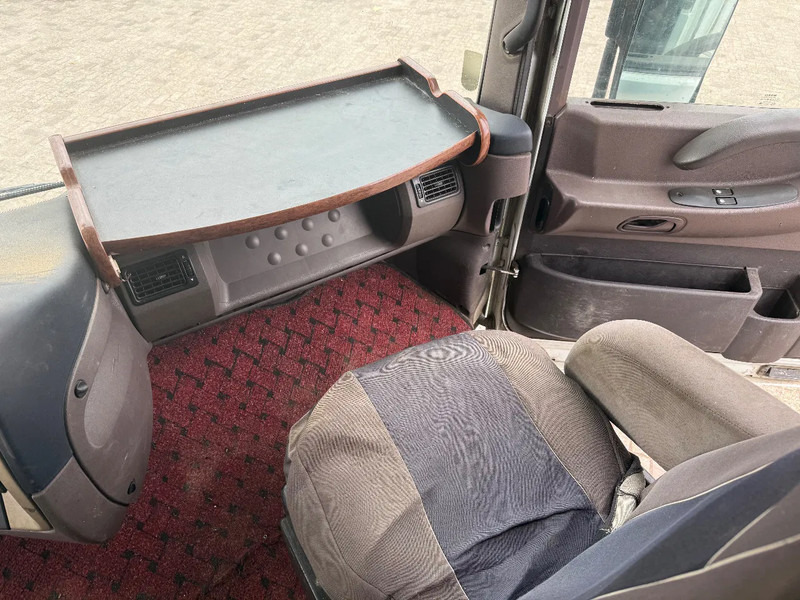 Тягач Renault Magnum 460 Tractor unit: фото 12 Тягач Renault Magnum 460 Tractor unit: фото 12