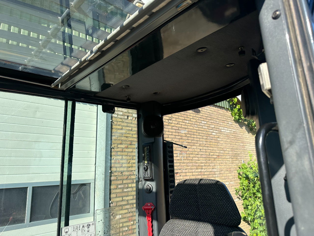 Мини-экскаватор Eurocomach ES40.2ZT: фото 11 Мини-экскаватор Eurocomach ES40.2ZT: фото 11