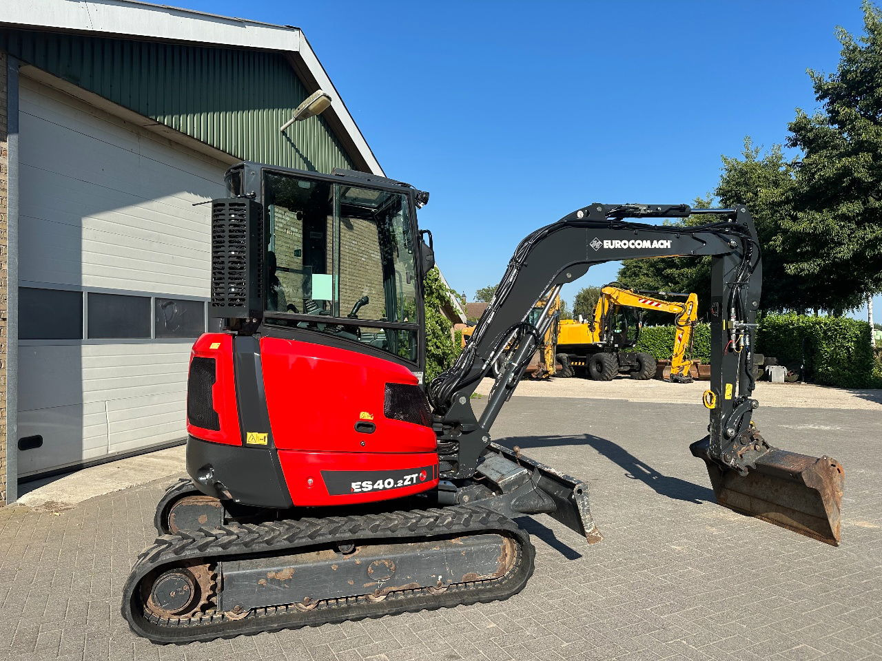 Мини-экскаватор Eurocomach ES40.2ZT: фото 8 Мини-экскаватор Eurocomach ES40.2ZT: фото 8