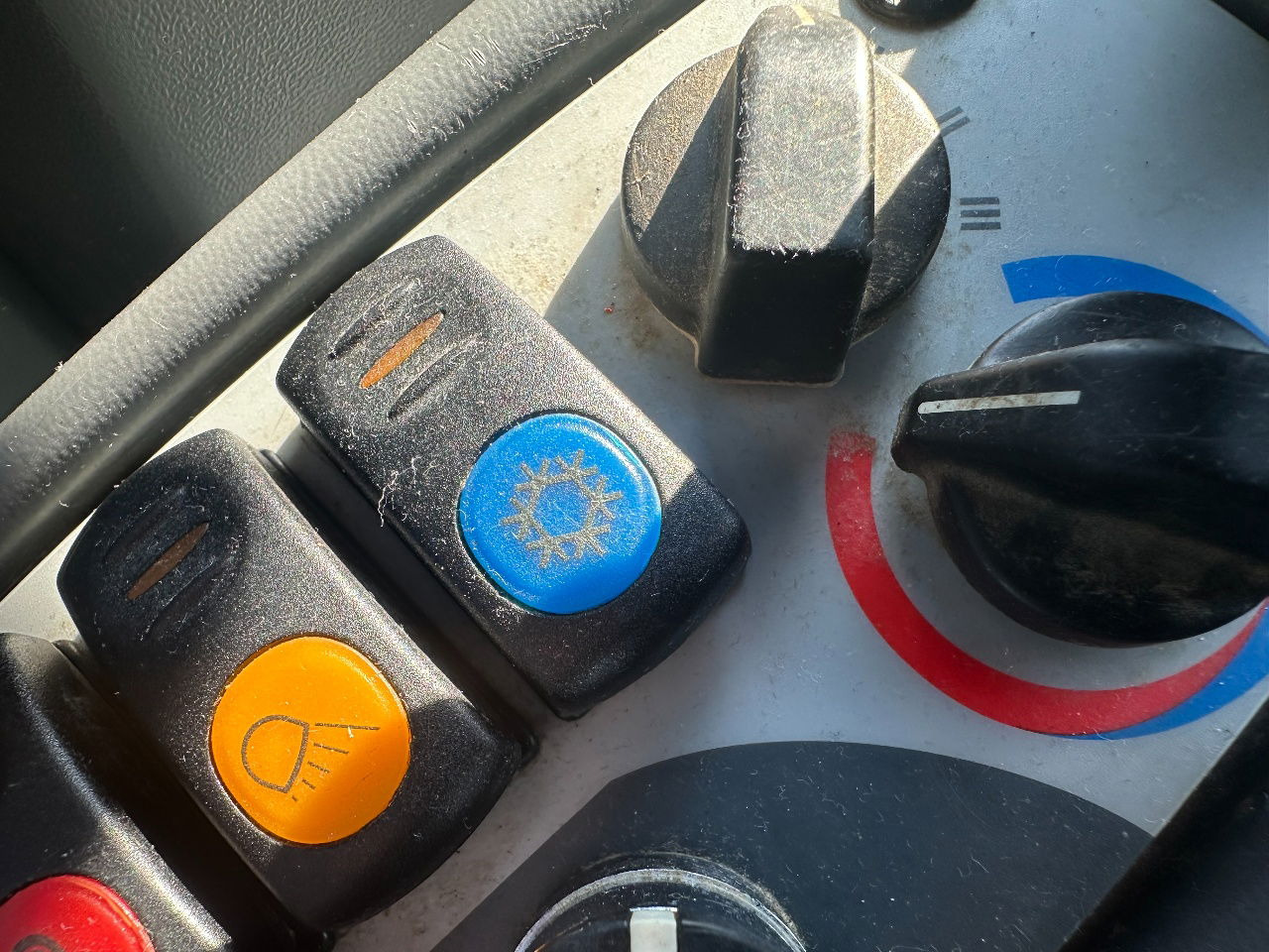 Мини-экскаватор Eurocomach ES40.2ZT: фото 16 Мини-экскаватор Eurocomach ES40.2ZT: фото 16