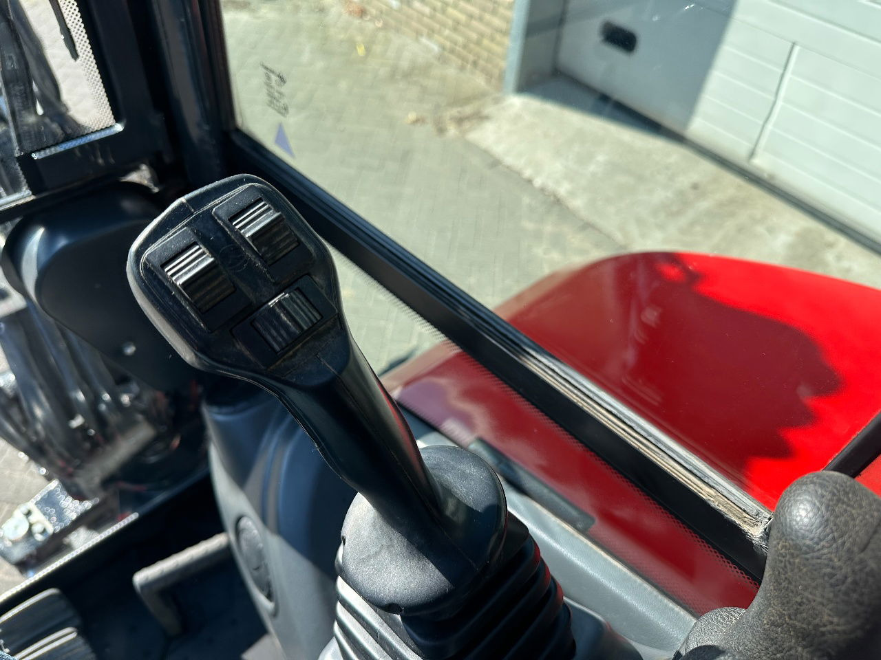 Мини-экскаватор Eurocomach ES40.2ZT: фото 13 Мини-экскаватор Eurocomach ES40.2ZT: фото 13