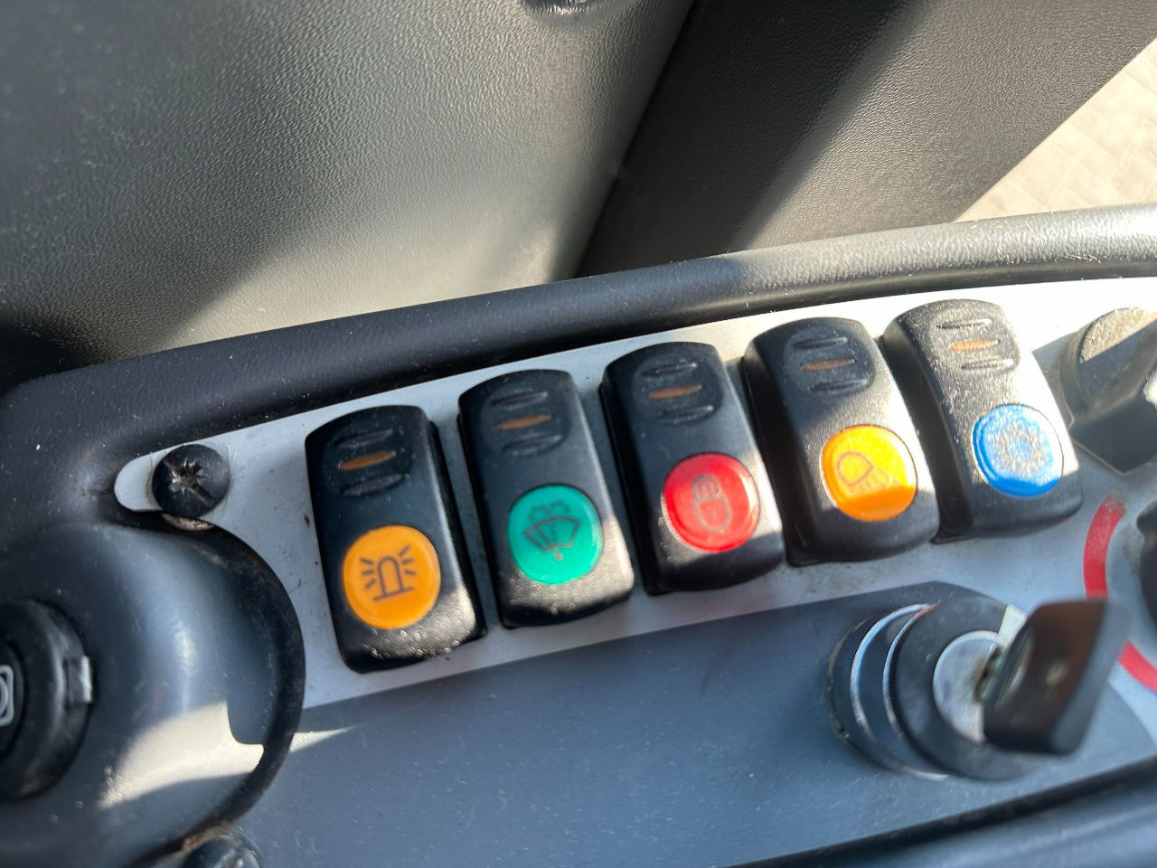 Мини-экскаватор Eurocomach ES40.2ZT: фото 15 Мини-экскаватор Eurocomach ES40.2ZT: фото 15