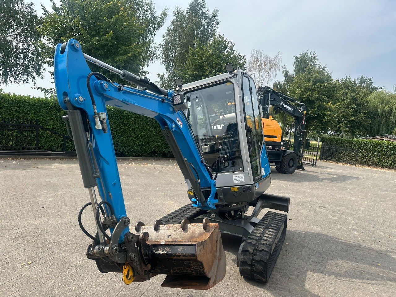 Мини-экскаватор WACKER NEUSON ET24: фото 14