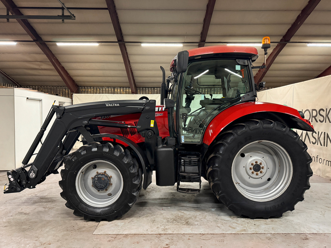 CASE IH Maxxum 140 - Трактор: фото 2 CASE IH Maxxum 140 - Трактор: фото 2