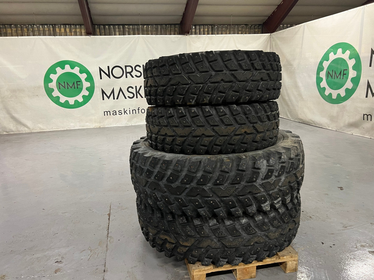 TRI 2 Dekk, TRI 2 DEKK MED PIGG - Колесо для Сельскохозяйственной техники: фото 1 TRI 2 Dekk, TRI 2 DEKK MED PIGG - Колесо для Сельскохозяйственной техники: фото 1