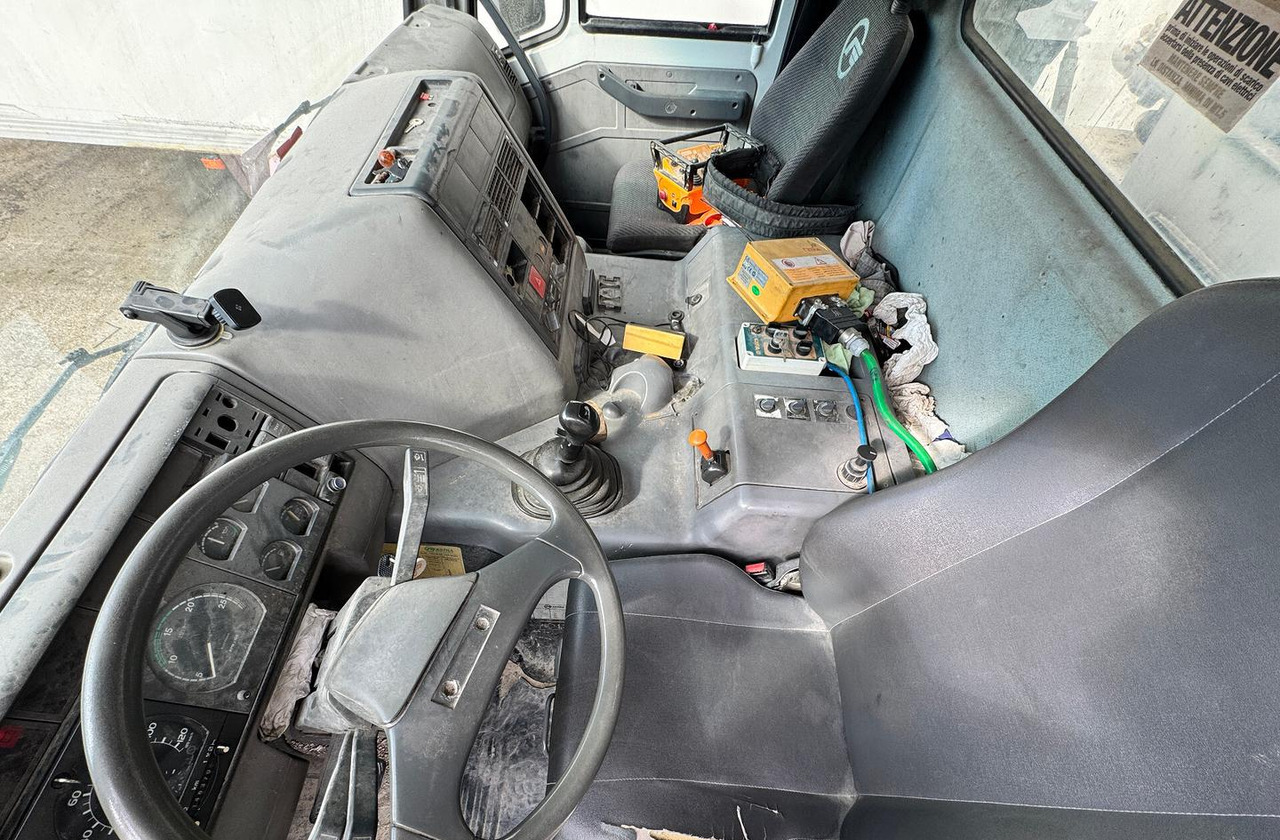 Betonpompa 28MT CIFA ASTRA HD84.38 - Автобетононасос-смеситель: фото 2 Betonpompa 28MT CIFA ASTRA HD84.38 - Автобетононасос-смеситель: фото 2