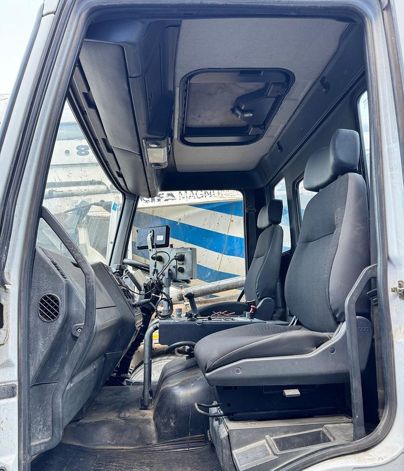 Iveco EuroCargo 150E18 spazzatrice - Другая техника: фото 5 Iveco EuroCargo 150E18 spazzatrice - Другая техника: фото 5