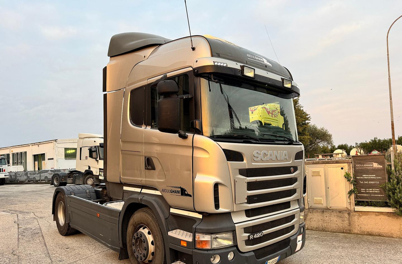 Trattore stradale Scania R420 - Euro 5 - 2011 - Другая техника: фото 1 Trattore stradale Scania R420 - Euro 5 - 2011 - Другая техника: фото 1