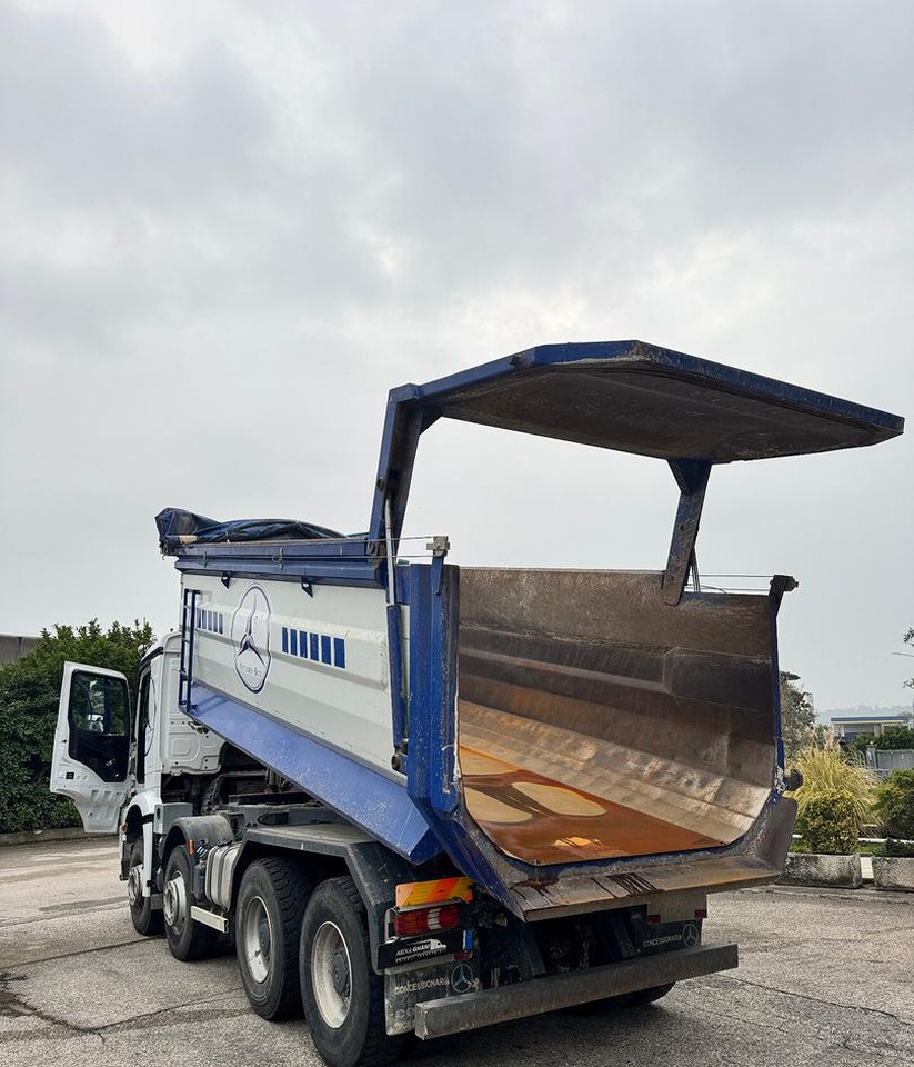 Самосвал MERCEDES AROCS 4151 (8X4) RIB: фото 17