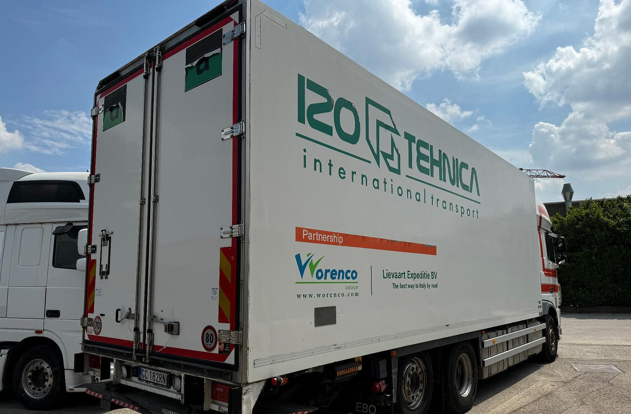 Motrice frigo DAF XF 105.460 con Sponda - Рефрижератор: фото 5 Motrice frigo DAF XF 105.460 con Sponda - Рефрижератор: фото 5