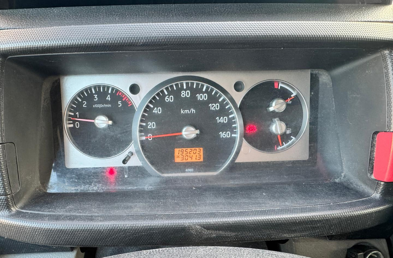 Renault Trucks Maxity 135.35 dxi - Тентованный грузовик: фото 5 Renault Trucks Maxity 135.35 dxi - Тентованный грузовик: фото 5