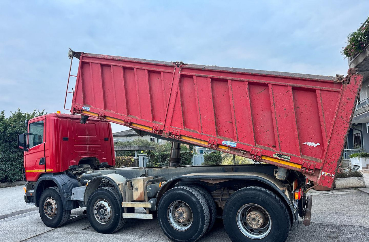 Scania R124/470 Ribaltabile 8X4 - Самосвал: фото 3 Scania R124/470 Ribaltabile 8X4 - Самосвал: фото 3