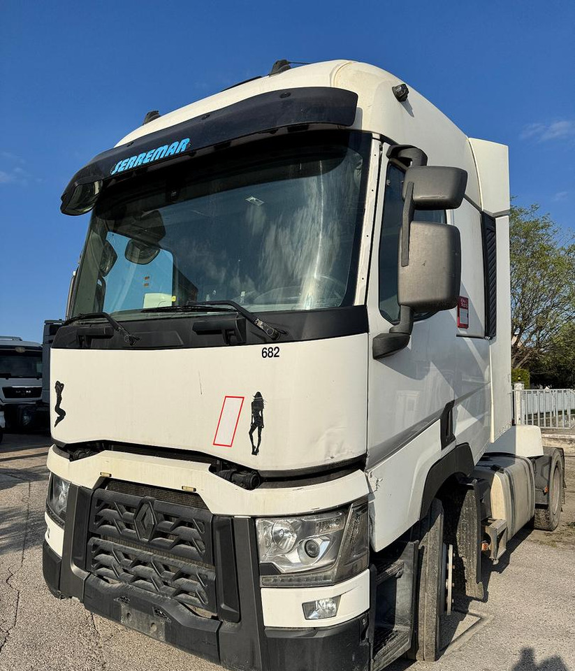 Renault T460 / 2015 / Euro 6 - Тягач: фото 2 Renault T460 / 2015 / Euro 6 - Тягач: фото 2