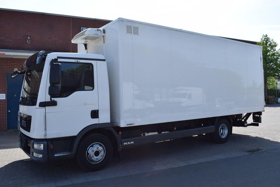 MAN TGL 8.180 Koffer 6,20mLBW 1000KG Klima - Рефрижератор: фото 3 MAN TGL 8.180 Koffer 6,20mLBW 1000KG Klima - Рефрижератор: фото 3