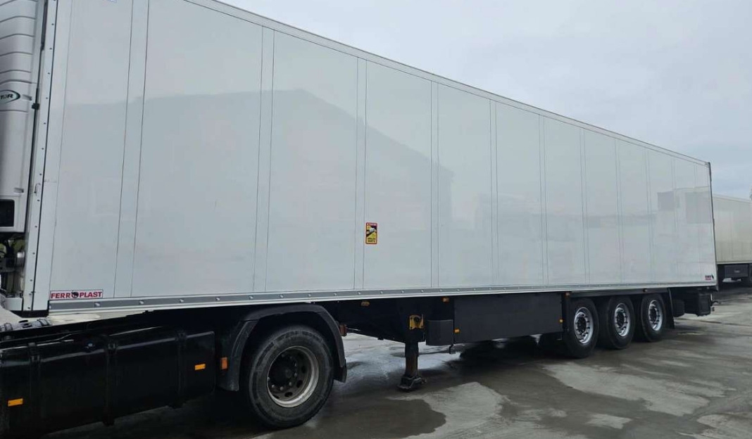 SCHMITZ SKO Carrier Vector 1550 - Полуприцеп-рефрижератор: фото 1 SCHMITZ SKO Carrier Vector 1550 - Полуприцеп-рефрижератор: фото 1