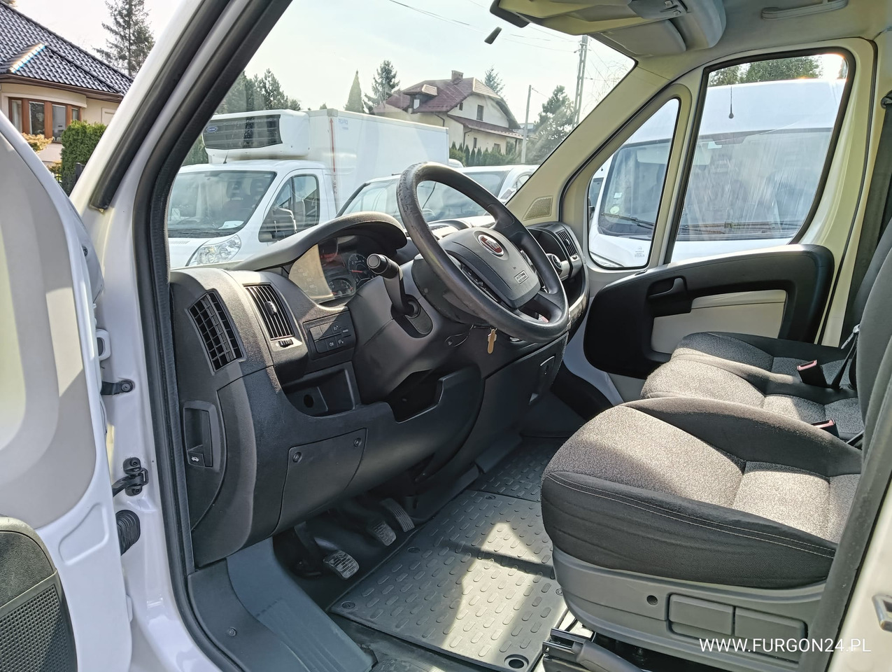 Фото интерьера 1: Фургон FIAT DUCATO PLATFORMA DO ZABUDOWY NR 844
