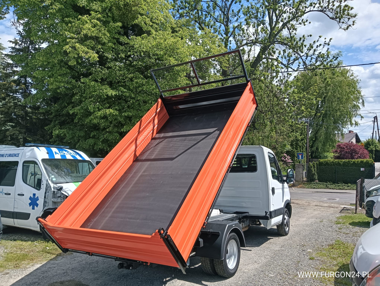 IVECO DAILY 35C13 WYWROTKA KIPER 3 STRONNY Z NAJAZDAMI NR 856 - Малотоннажный самосвал: фото 4 IVECO DAILY 35C13 WYWROTKA KIPER 3 STRONNY Z NAJAZDAMI NR 856 - Малотоннажный самосвал: фото 4