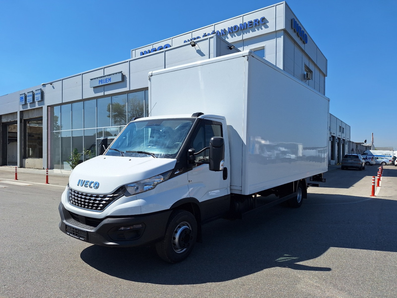 IVECO DAILY 72C18 A8 34m3 - Цельнометаллический фургон: фото 1 IVECO DAILY 72C18 A8 34m3 - Цельнометаллический фургон: фото 1