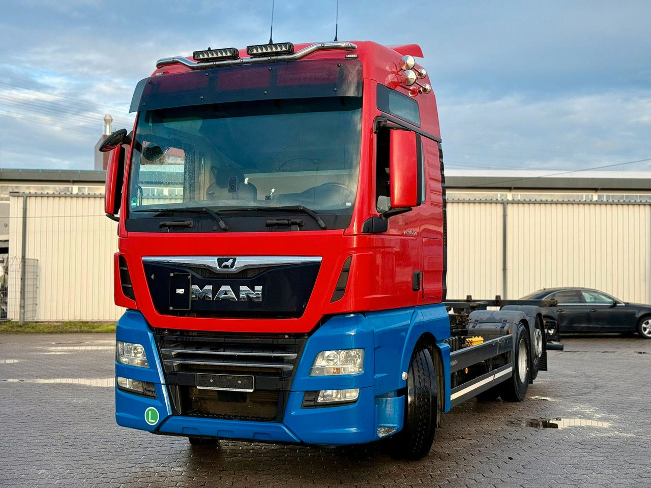 MAN TGX 26.470 XXL 6x2 BDF+Retarter +Standklima - Грузовик-контейнеровоз/ Сменный кузов: фото 2 MAN TGX 26.470 XXL 6x2 BDF+Retarter +Standklima - Грузовик-контейнеровоз/ Сменный кузов: фото 2