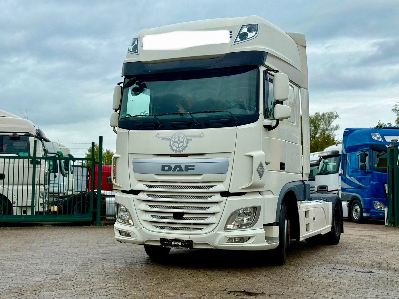 DAF XF 460 +Retarter+2xTank - Тягач: фото 4 DAF XF 460 +Retarter+2xTank - Тягач: фото 4