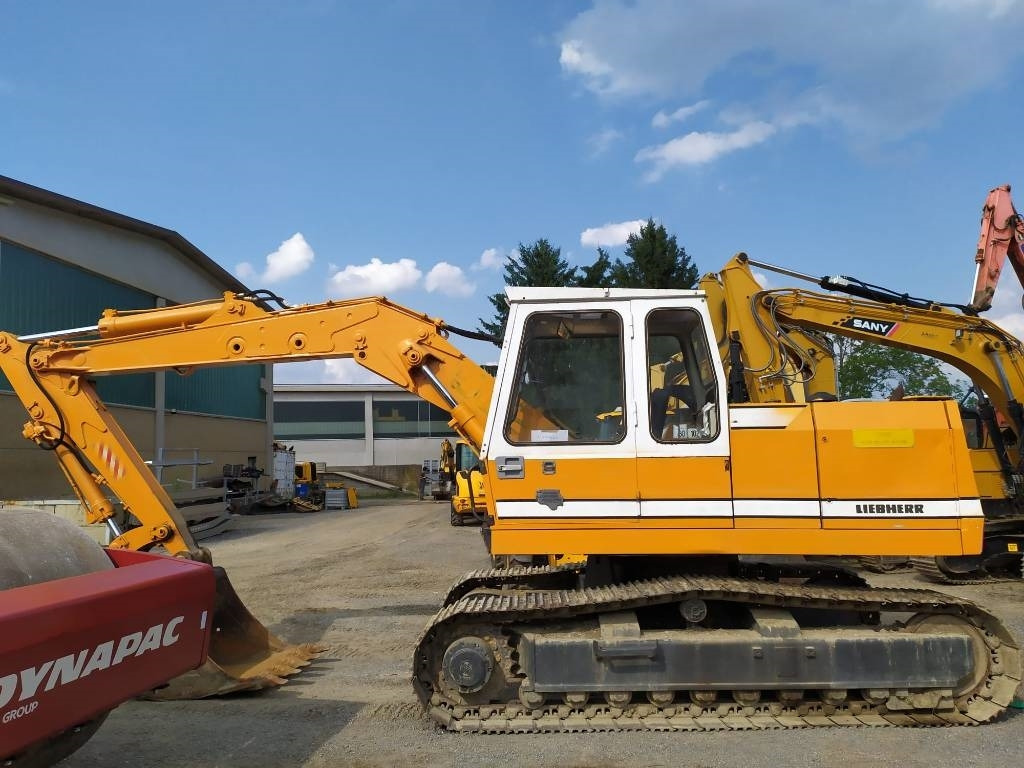 Liebherr 902 - Гусеничный экскаватор: фото 2 Liebherr 902 - Гусеничный экскаватор: фото 2