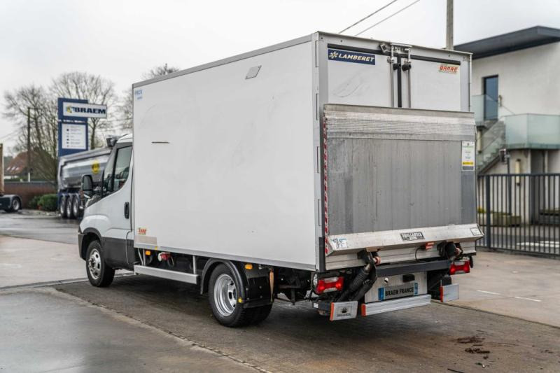 Iveco DAILY 35.180 +CARRIER + DHOLLANDIA - Фургон-рефрижератор: фото 5 Iveco DAILY 35.180 +CARRIER + DHOLLANDIA - Фургон-рефрижератор: фото 5