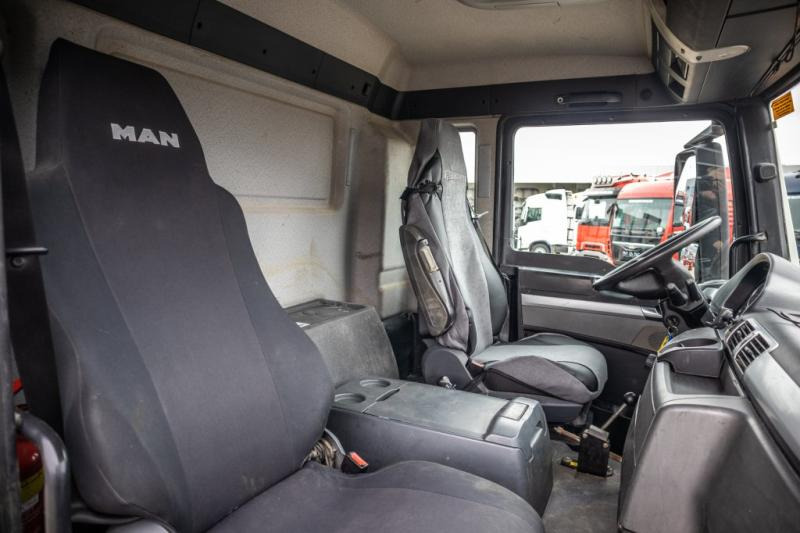 Автобетоносмеситель MAN TGS 32.360 BB+E6+MIXER 9M³: фото 10 Автобетоносмеситель MAN TGS 32.360 BB+E6+MIXER 9M³: фото 10