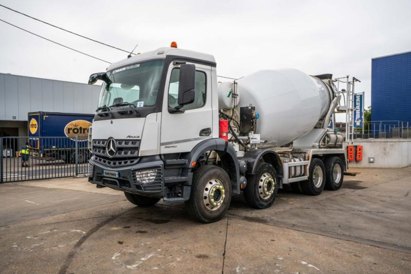 Mercedes AROCS 3240 + STETTER 9m3 - Автобетоносмеситель: фото 1 Mercedes AROCS 3240 + STETTER 9m3 - Автобетоносмеситель: фото 1