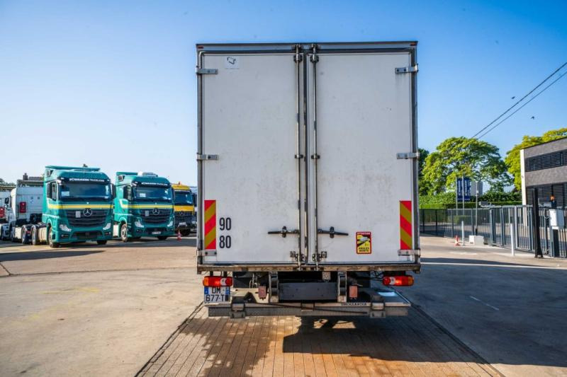 Renault D WIDE 250 (16T)DXI +DHOLLANDIA - Грузовик с закрытым кузовом: фото 5 Renault D WIDE 250 (16T)DXI +DHOLLANDIA - Грузовик с закрытым кузовом: фото 5