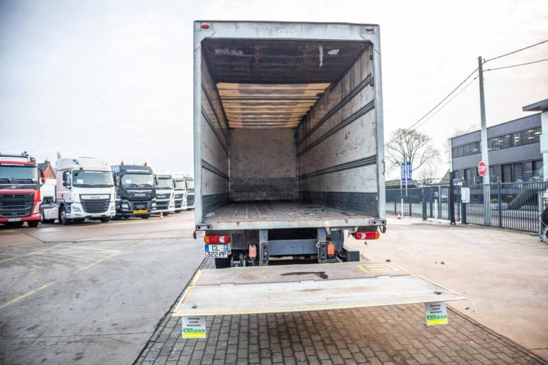 Renault MIDLUM 270 DXI (18t.)+DHOLLANDIA 2T. - Грузовик с закрытым кузовом: фото 4 Renault MIDLUM 270 DXI (18t.)+DHOLLANDIA 2T. - Грузовик с закрытым кузовом: фото 4