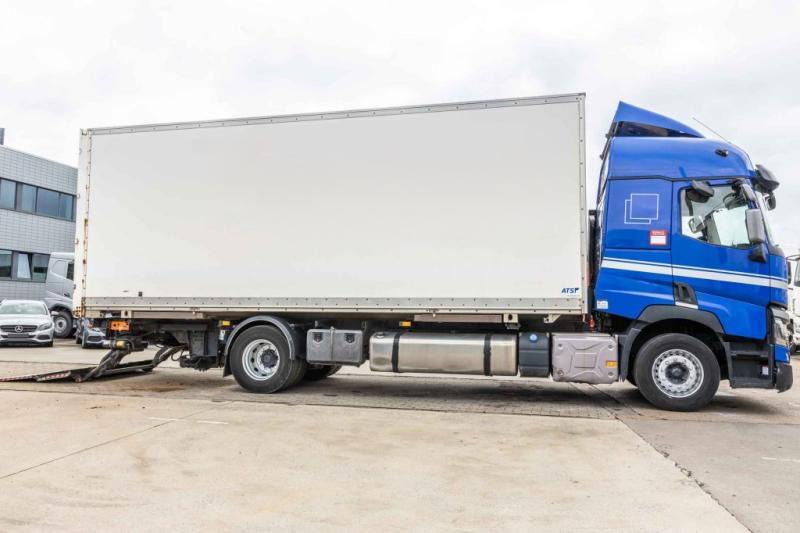Renault T460+E6 - Тентованный грузовик: фото 4 Renault T460+E6 - Тентованный грузовик: фото 4