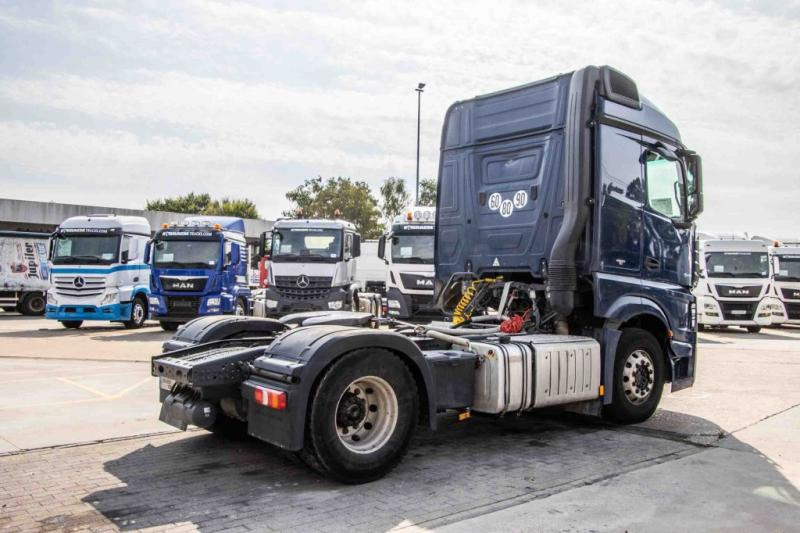 Mercedes ACTROS 1848 LS+E6+HYDR. - Тягач: фото 3 Mercedes ACTROS 1848 LS+E6+HYDR. - Тягач: фото 3