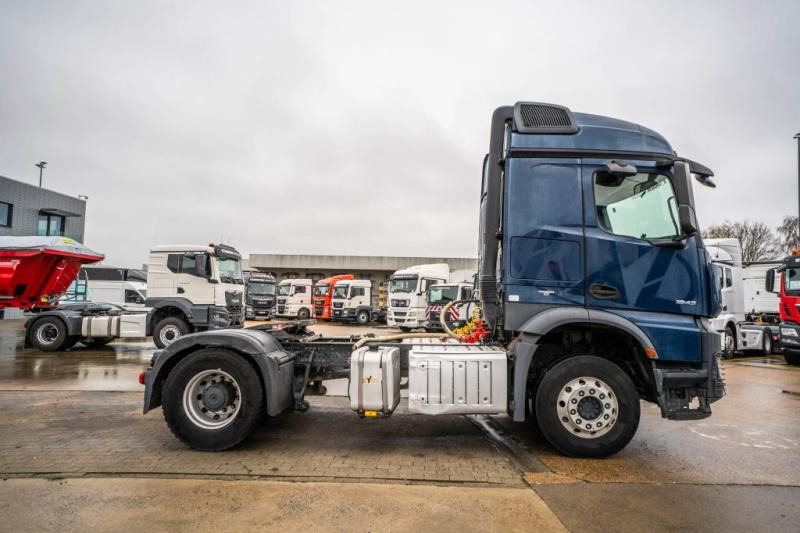 Mercedes AROCS 1843 LS ( NO ACTROS)+BIG AXLE +HYDR. - Тягач: фото 3 Mercedes AROCS 1843 LS ( NO ACTROS)+BIG AXLE +HYDR. - Тягач: фото 3